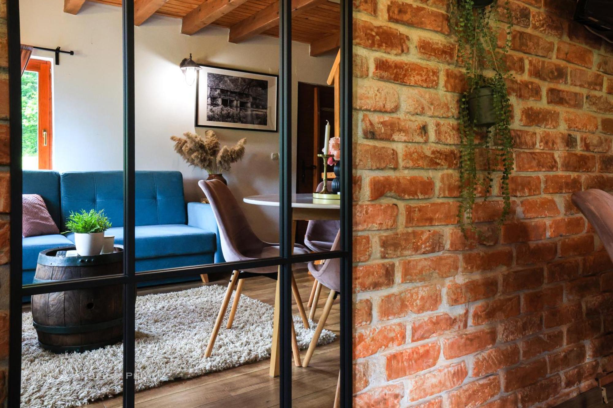 Woodenhouse With Two Apartments Otocac Ngoại thất bức ảnh