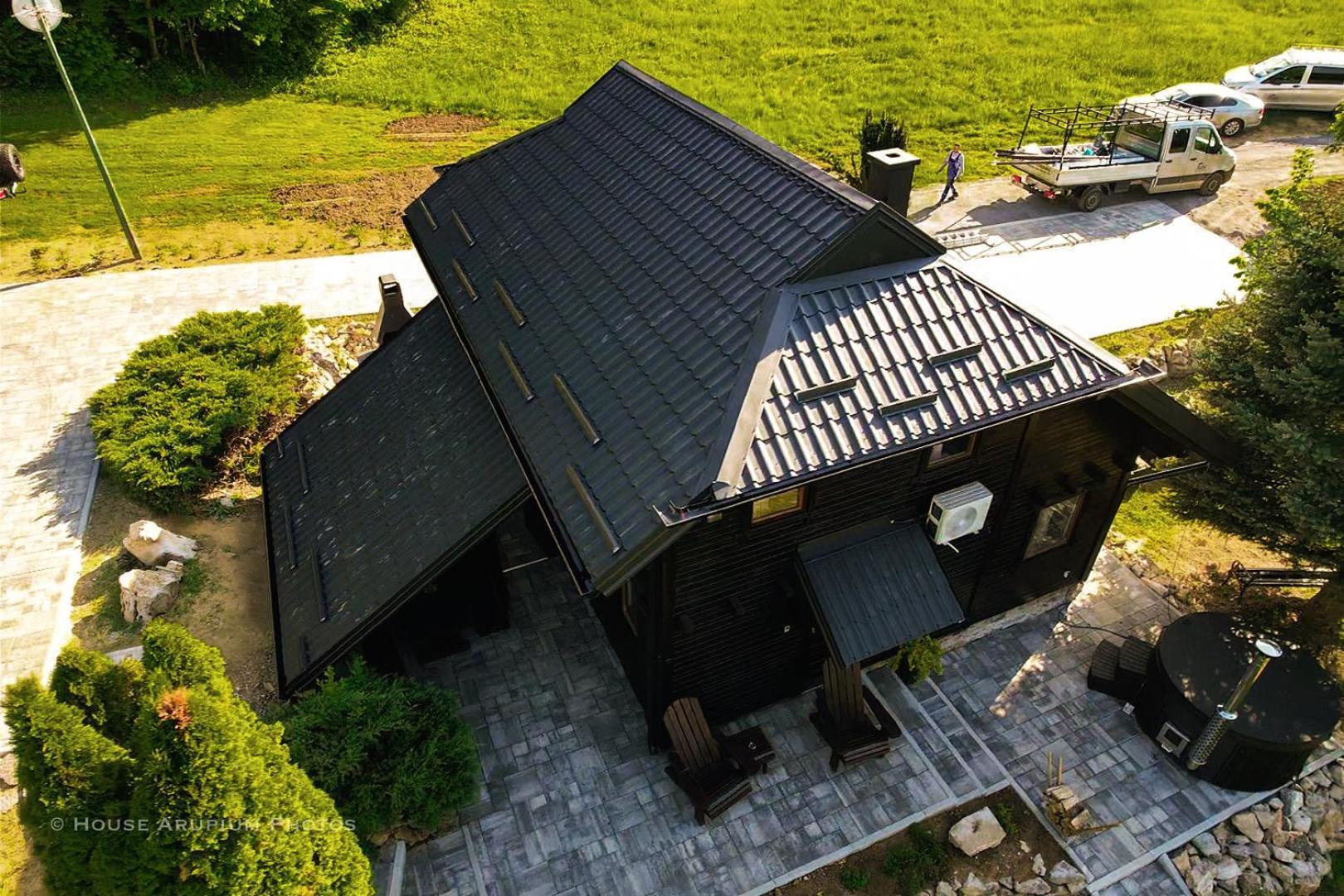 Woodenhouse With Two Apartments Otocac Ngoại thất bức ảnh